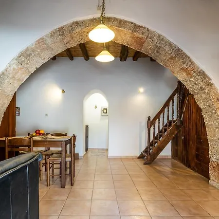 Deluca Traditional Stone House Gennadi