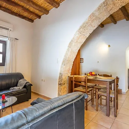 Deluca Traditional Stone House * Gennadi